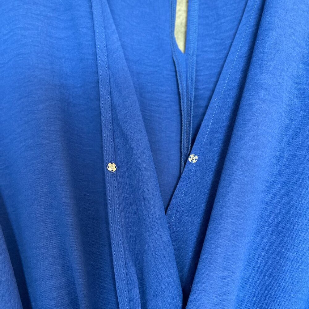 V-Neck Jumpsuit - Picture 4 of 8